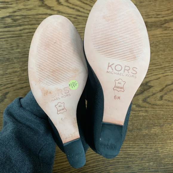 NEW! Michael Kors Wedge - Picture 5 of 5